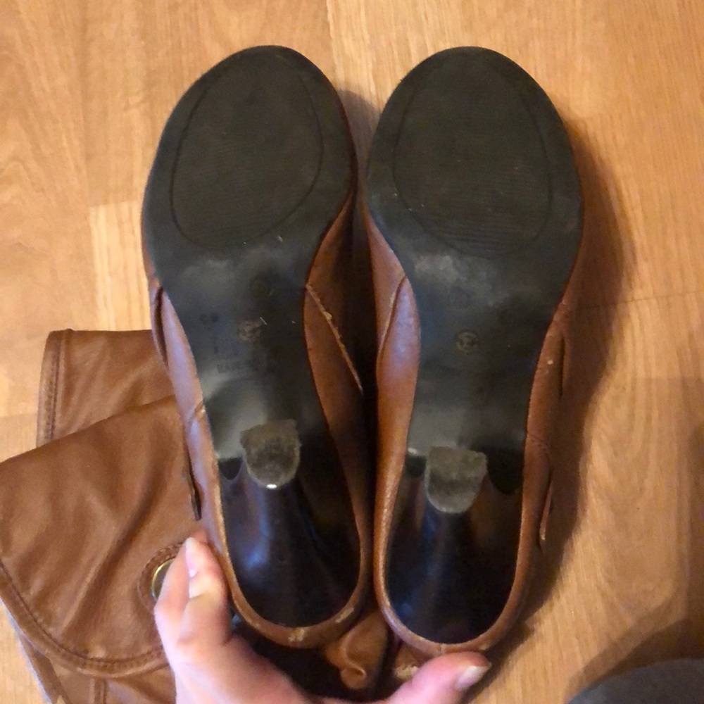Heel boot - Picture 4 of 5
